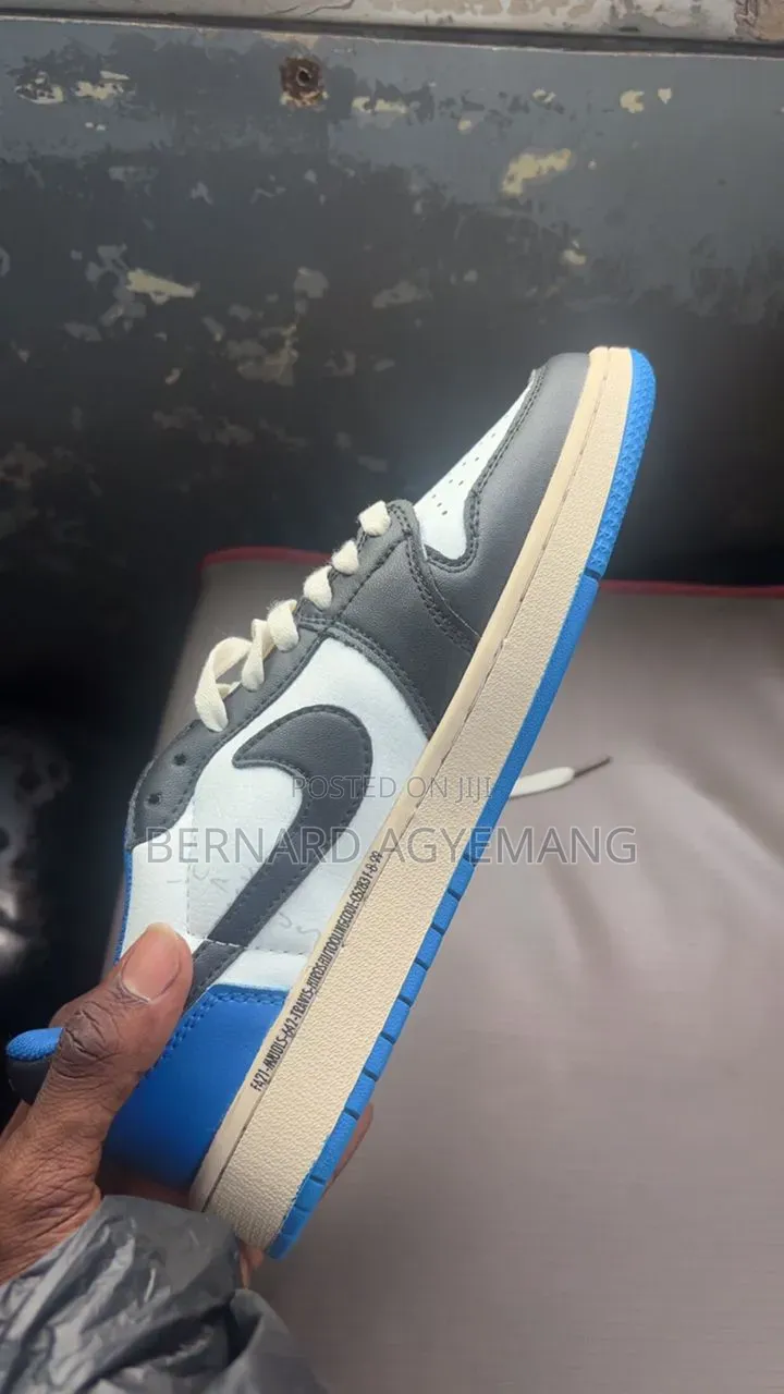 Nike Travis