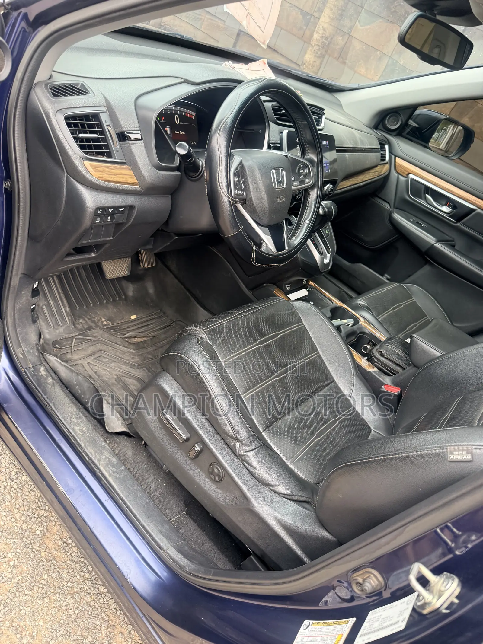 Honda CR-V Touring AWD 2020 Blue