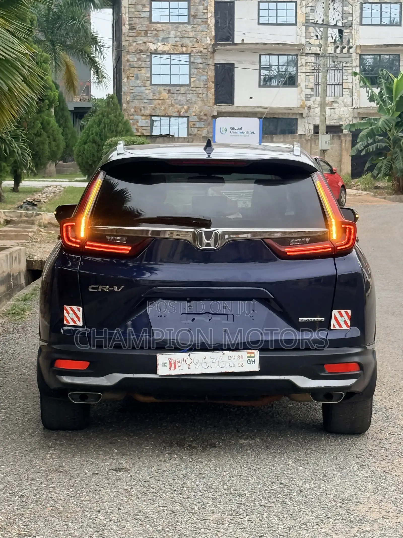 Honda CR-V Touring AWD 2020 Blue