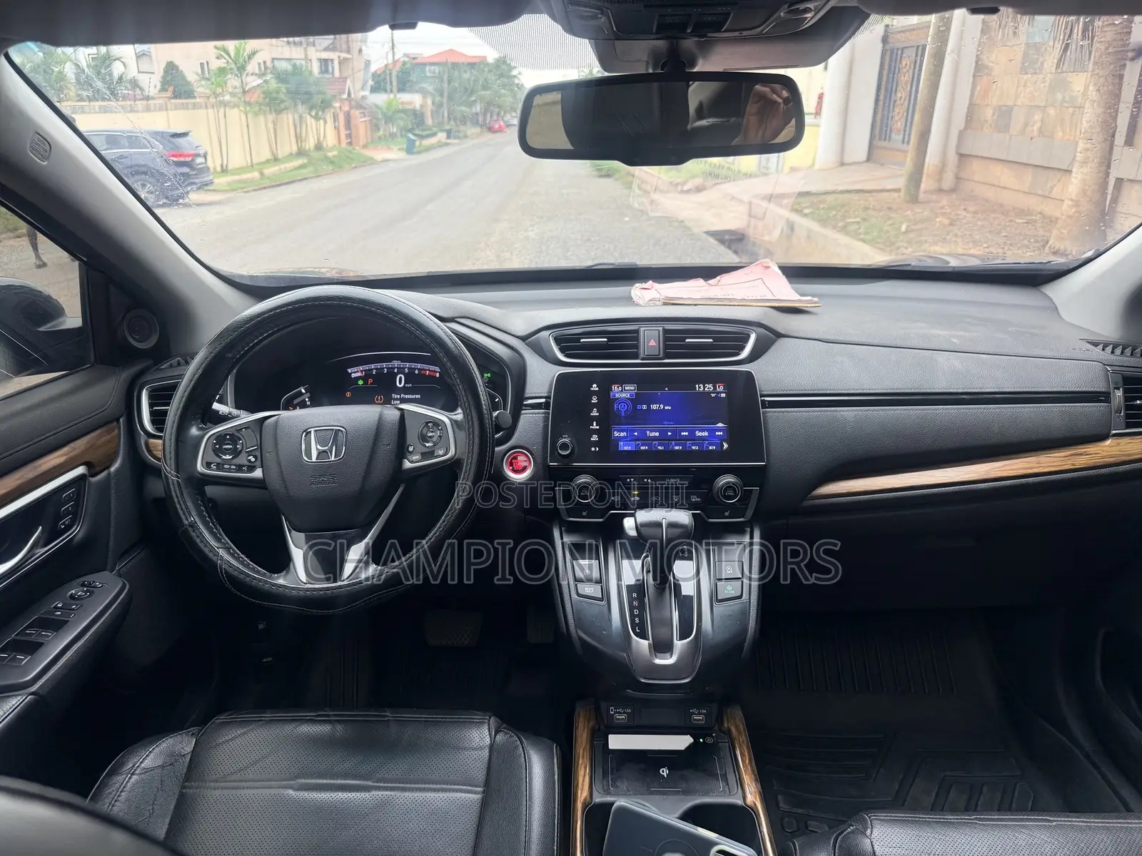 Honda CR-V Touring AWD 2020 Blue