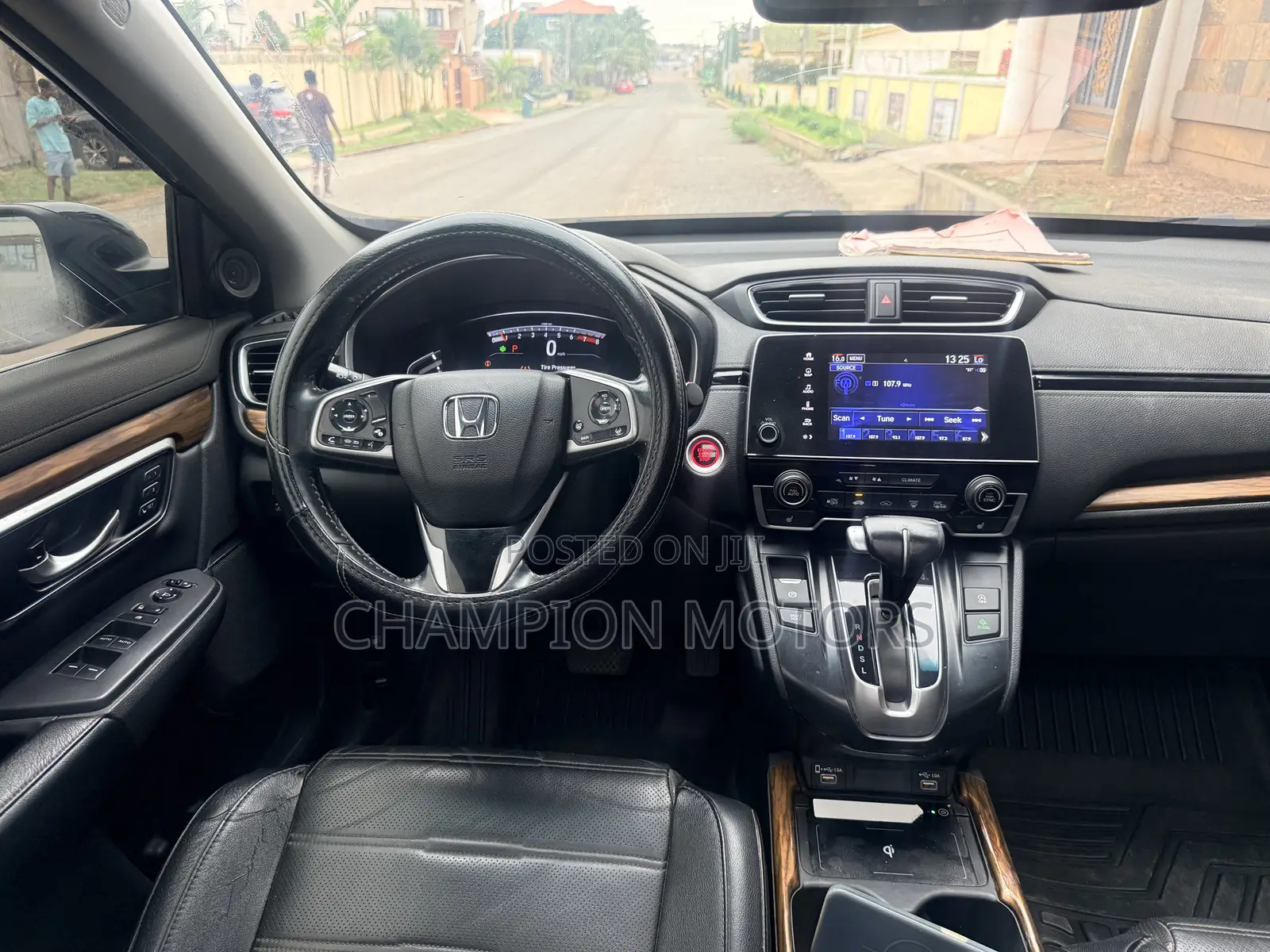 Honda CR-V Touring AWD 2020 Blue