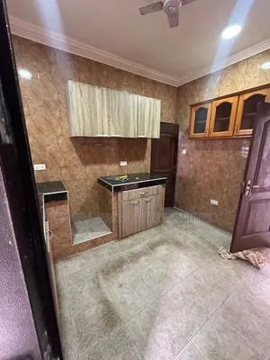 3bdrm Apartment in Kingsby, The Mall for rent