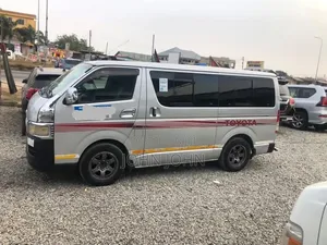 Toyota HiAce 2009 Silver