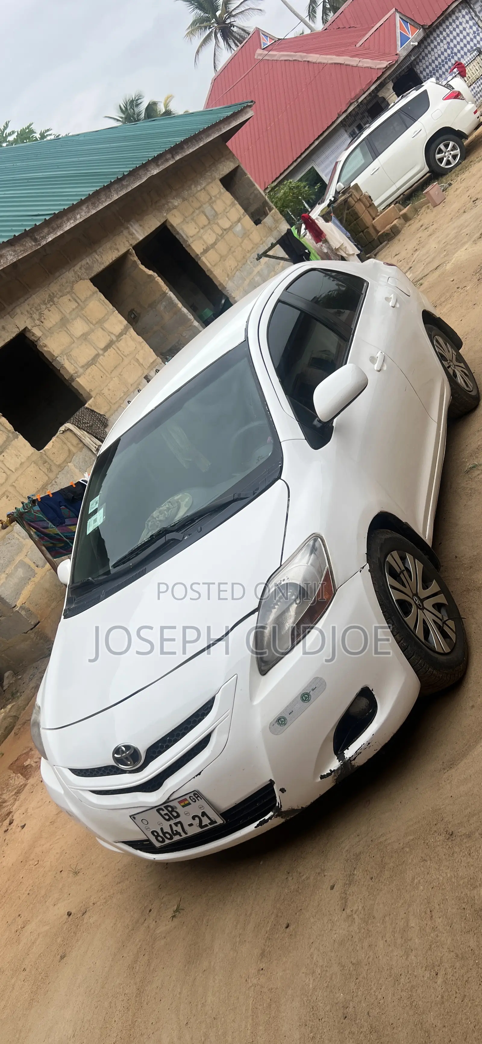 Toyota Yaris 2012 White