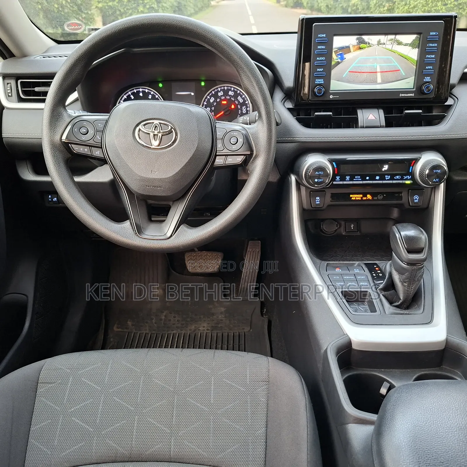 Toyota RAV4 2021 Green