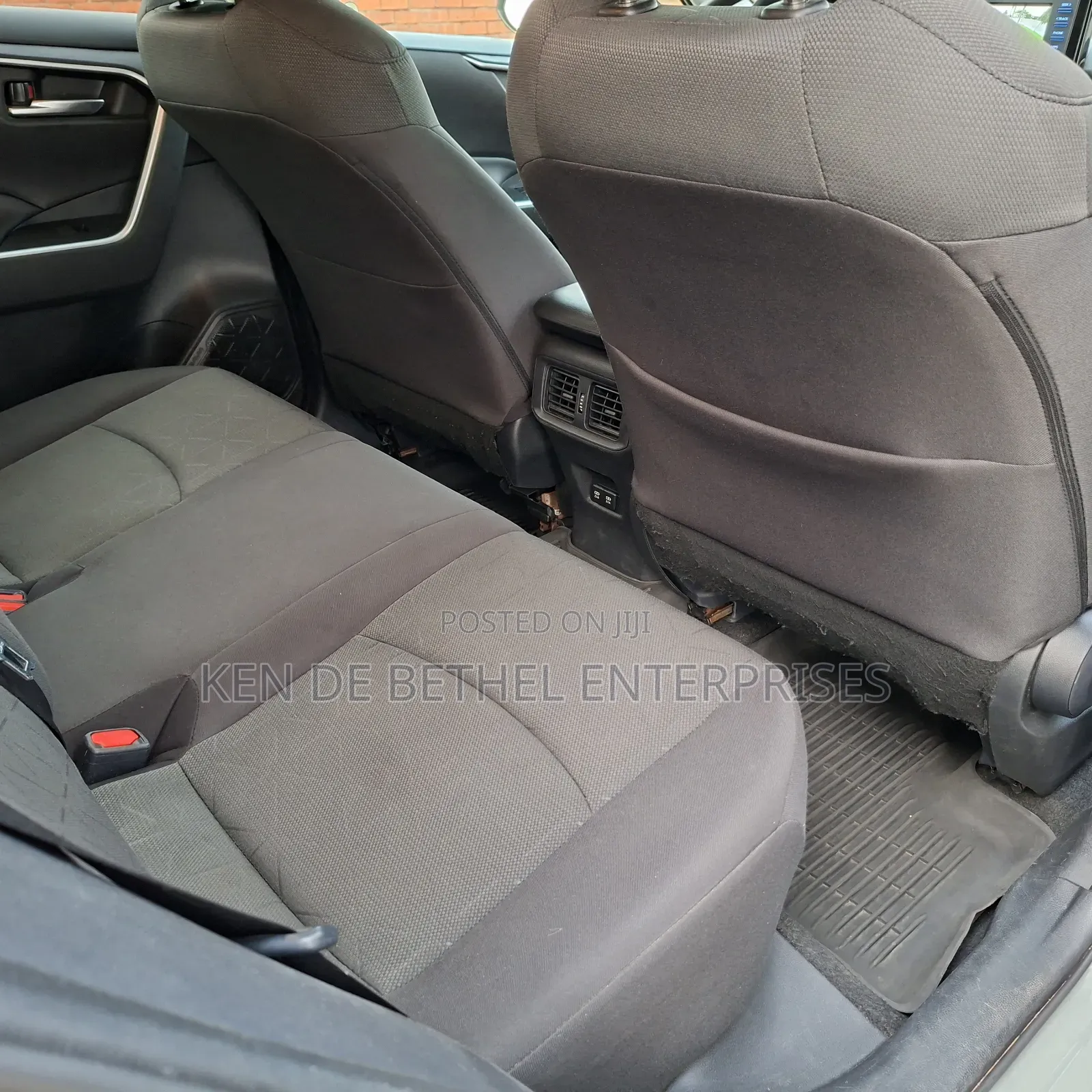 Toyota RAV4 2021 Green