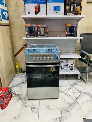2 Electric Pans, 2 Gas Oven and Griil, Lamp/Light Inbuilt