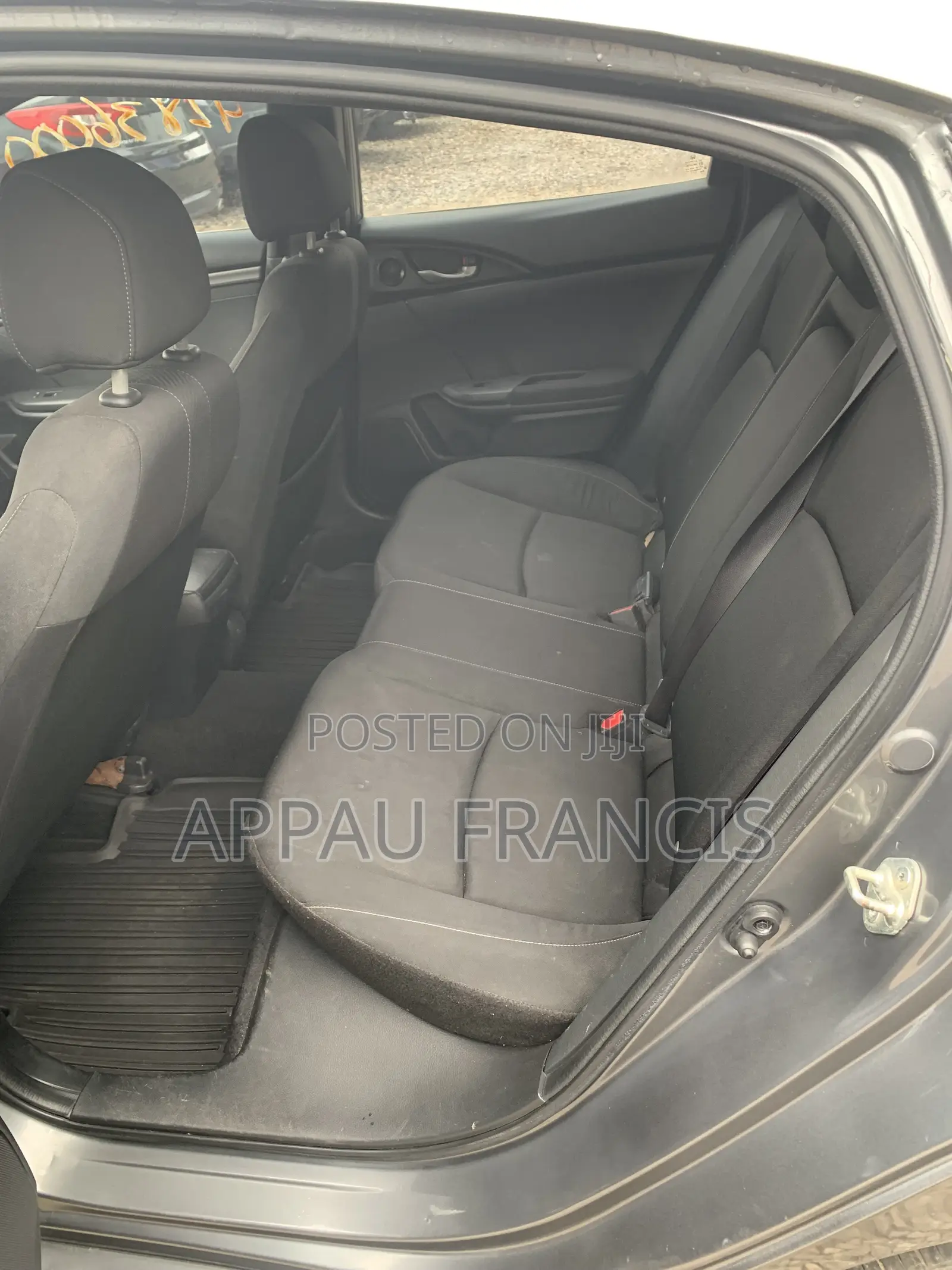 Honda Civic EX Hatchback 2018 Gray