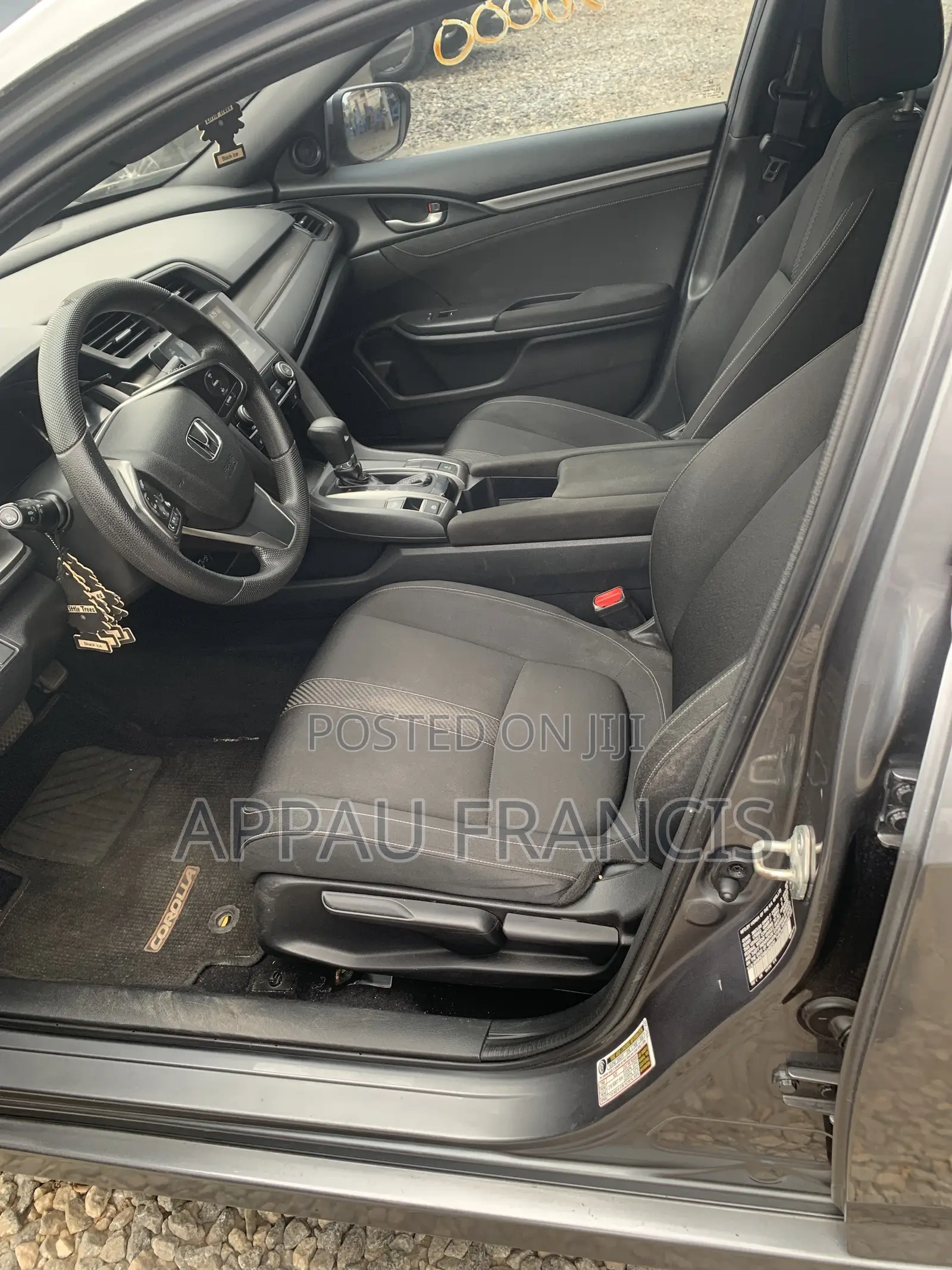 Honda Civic EX Hatchback 2018 Gray