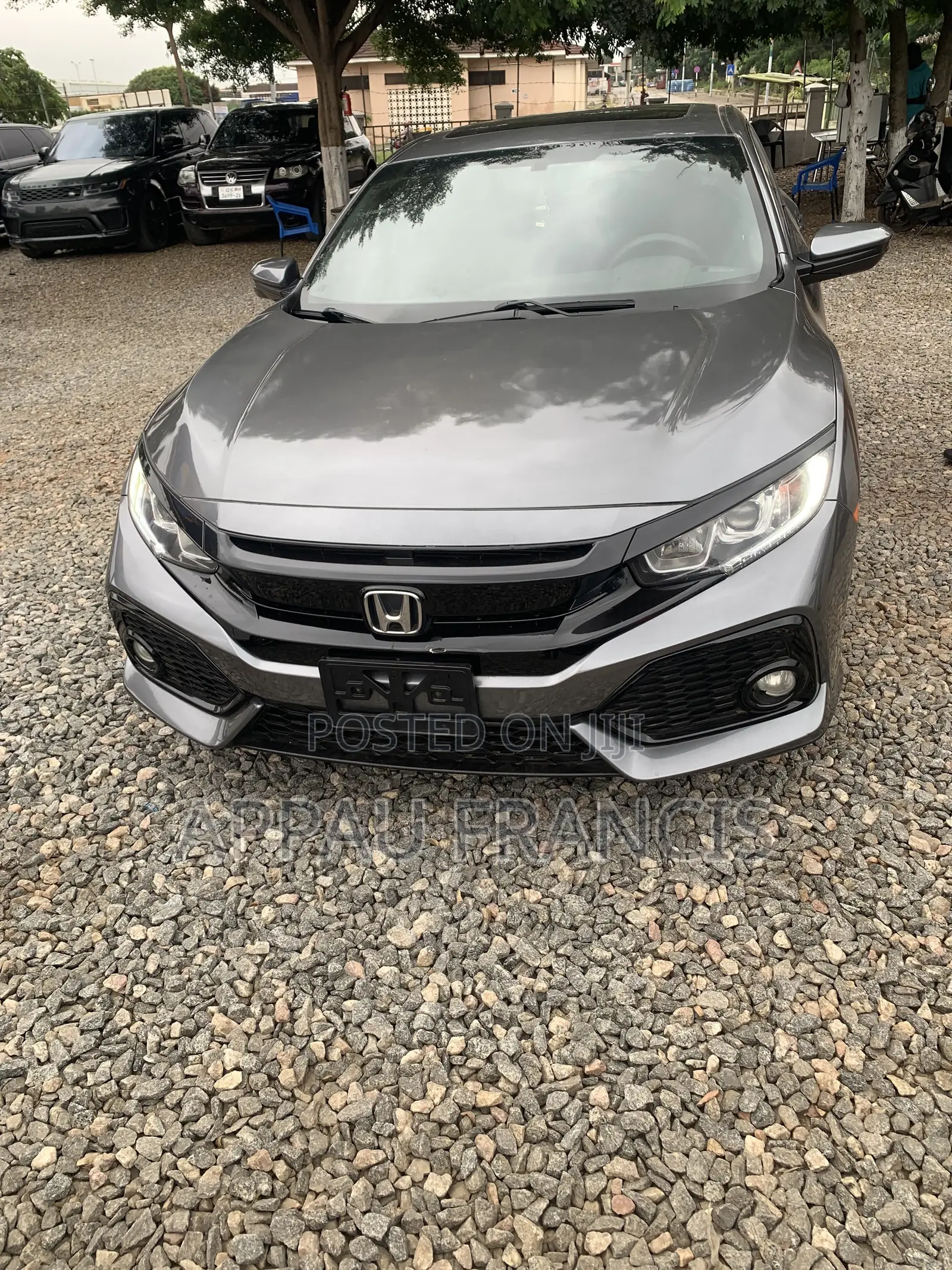 Honda Civic EX Hatchback 2018 Gray
