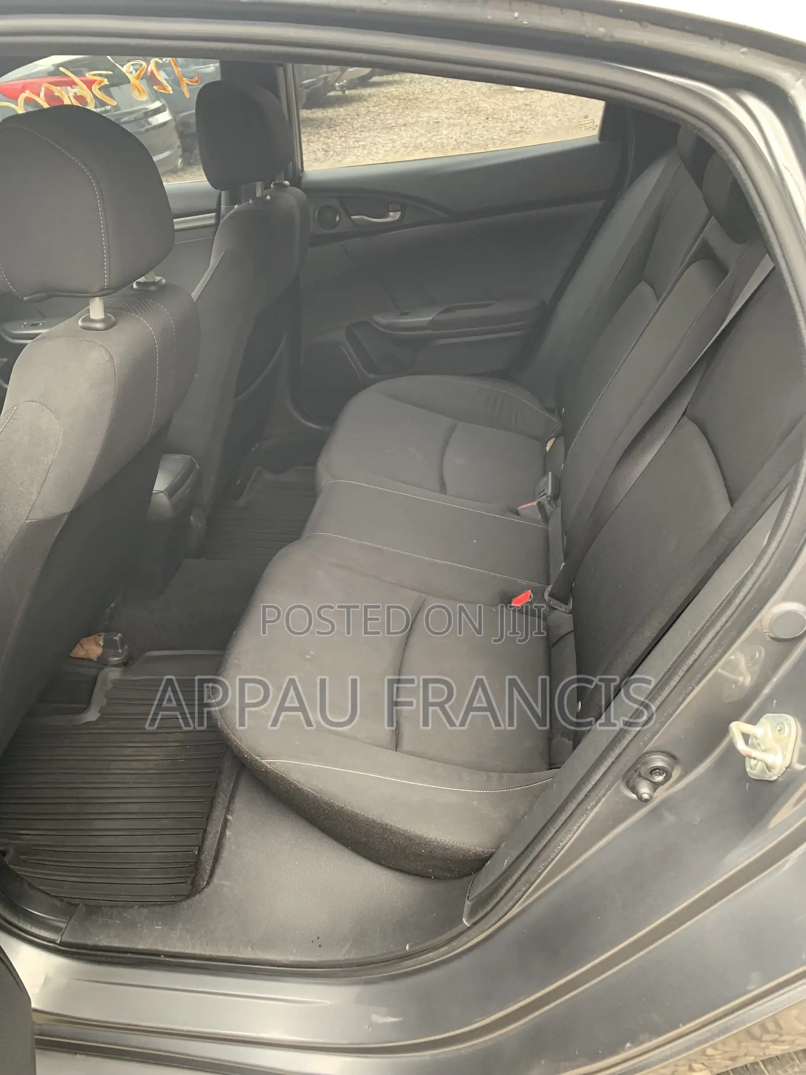 Honda Civic EX Hatchback 2018 Gray