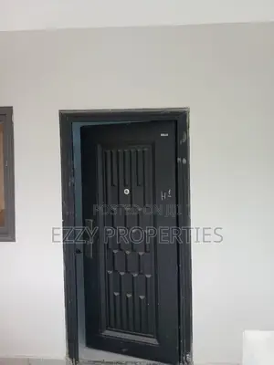 1bdrm Apartment in School Junction for rent