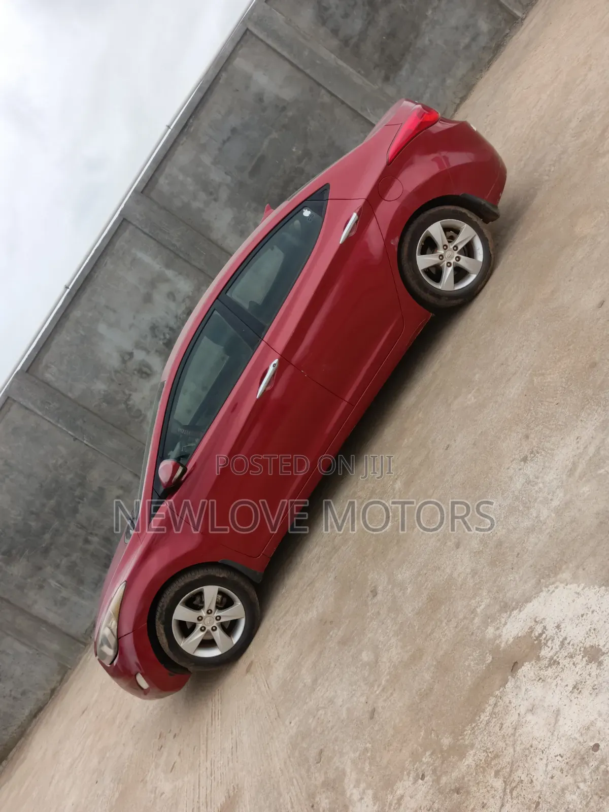 Hyundai Elantra 2013 Red