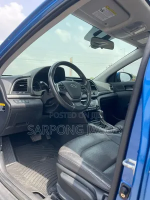 Hyundai Elantra 2018 Blue