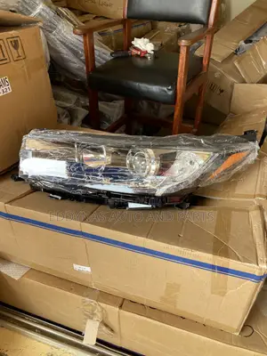 Toyota Highlander 2017-2019 Headlight