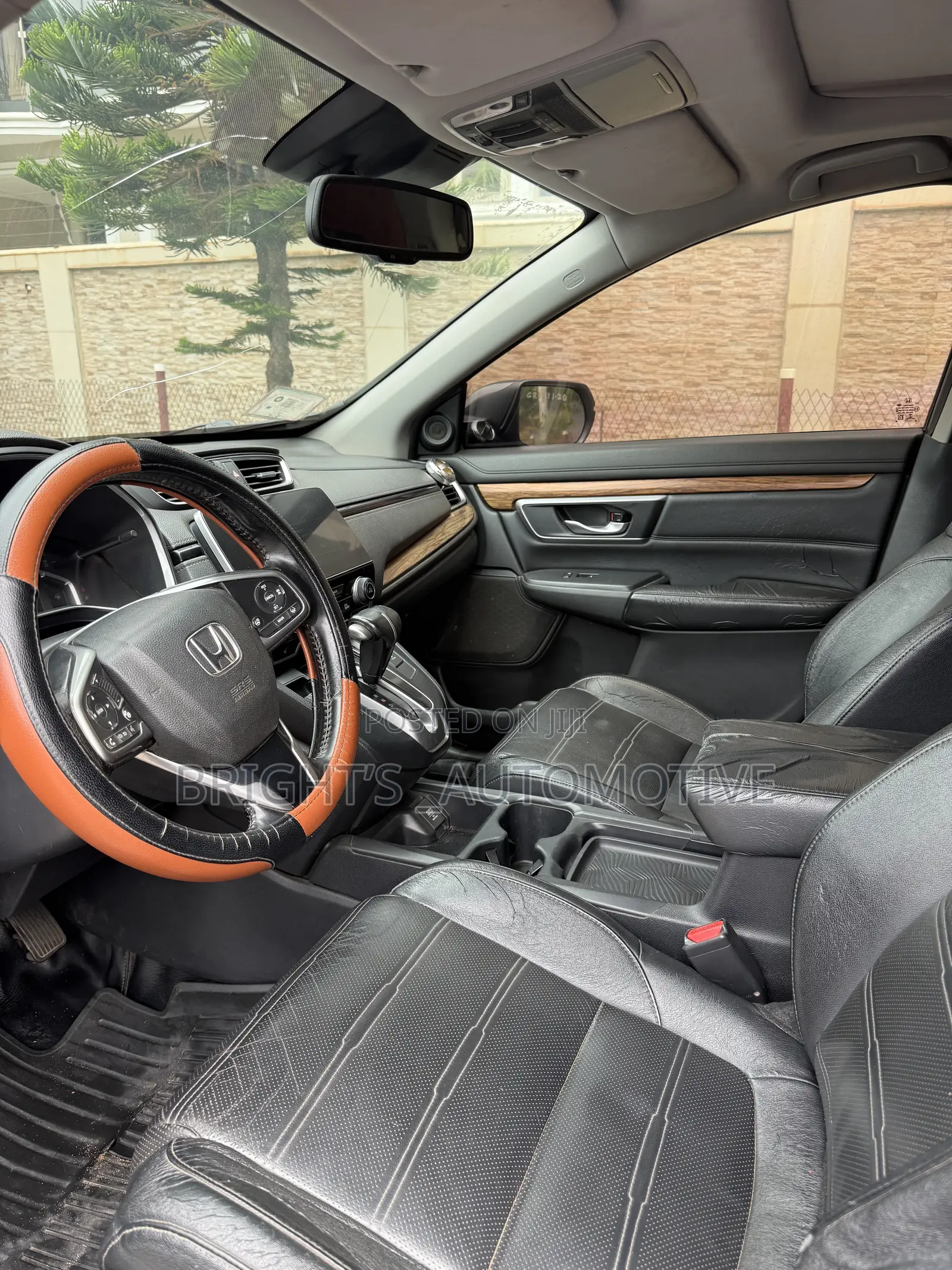 Honda CR-V Touring AWD 2018 Gray