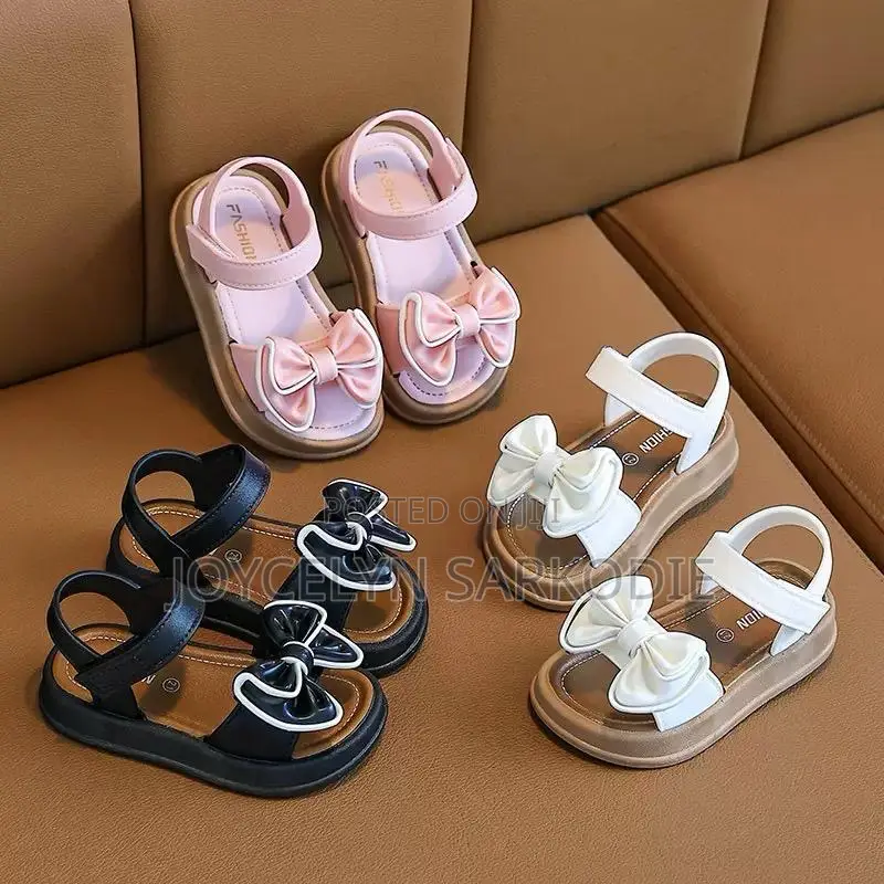 Kids Feet Wear