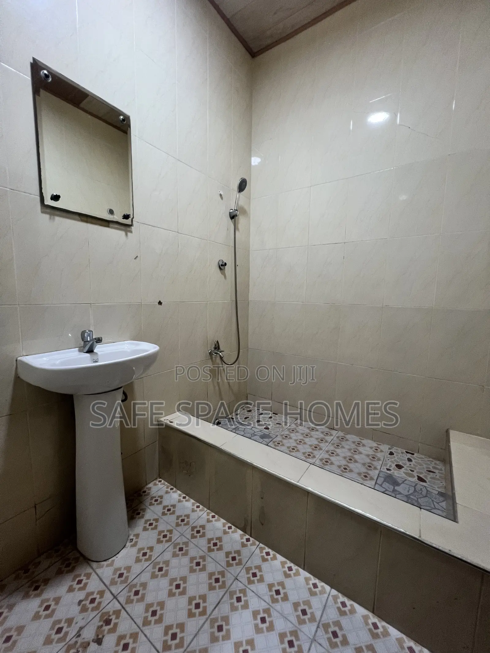 1bdrm Apartment in Burma Camp for rent