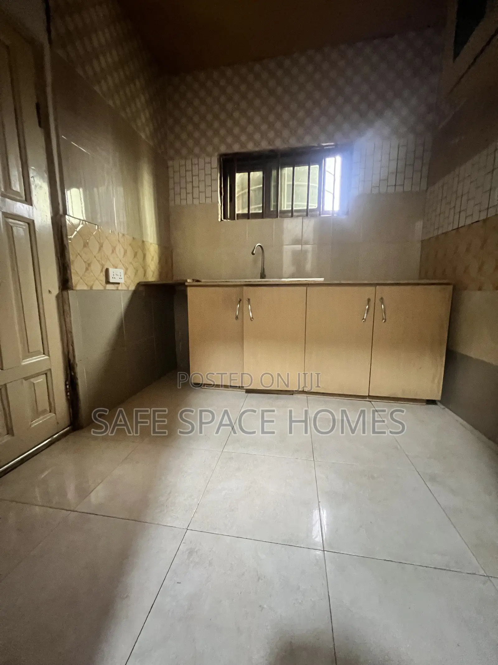 1bdrm Apartment in Burma Camp for rent