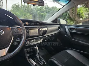 Toyota Corolla 2015 Blue
