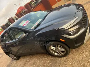 Hyundai Kona SEL 2023 Gray