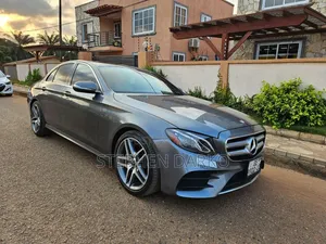 Mercedes-Benz E300 2017 Gray