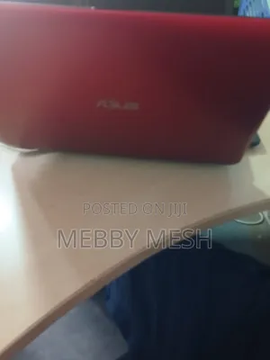 Laptop Asus A42DE 4GB Intel Core i5 SSD 350GB