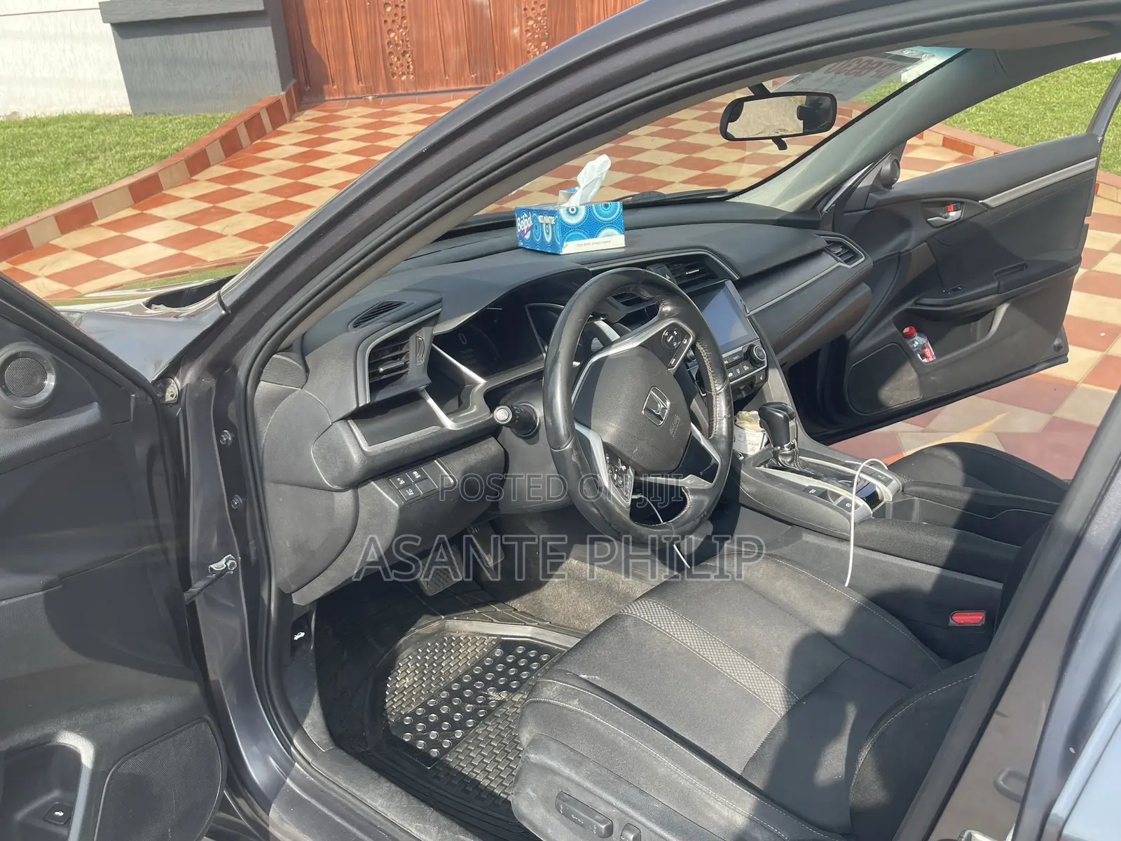 Honda Civic EX-L Sedan 2019 Gray