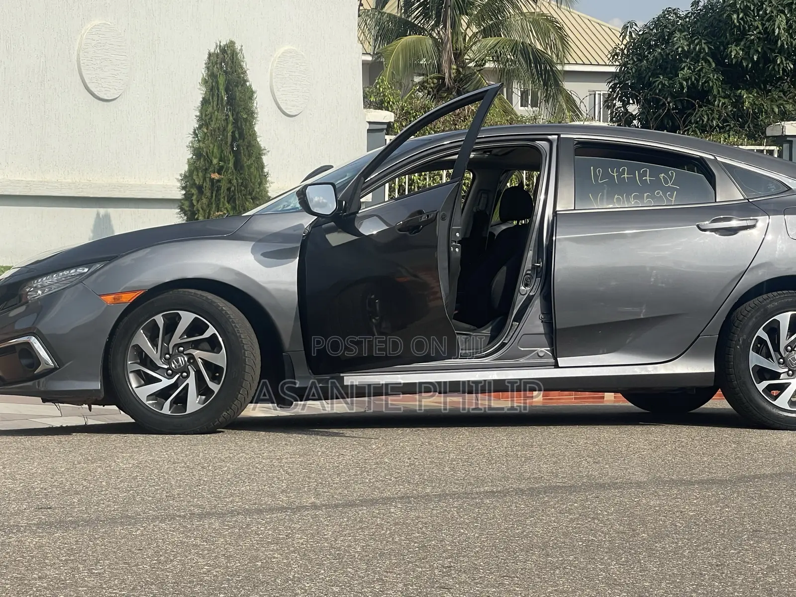Honda Civic EX-L Sedan 2019 Gray