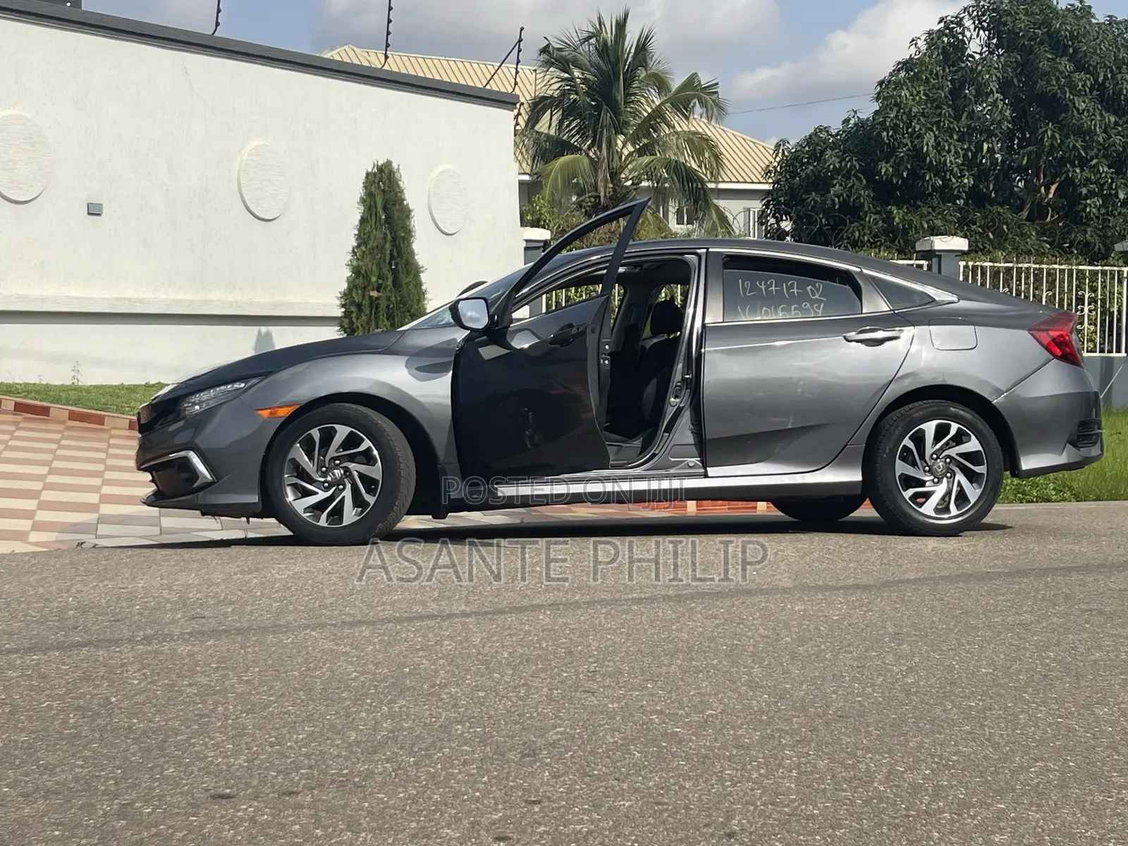 Honda Civic EX-L Sedan 2019 Gray