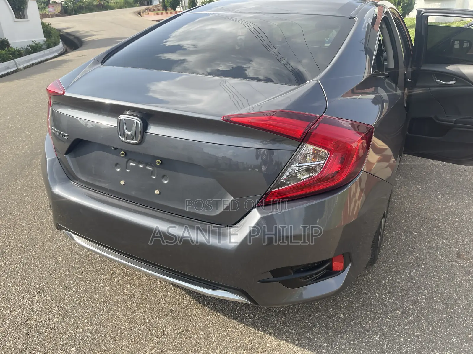 Honda Civic EX-L Sedan 2019 Gray
