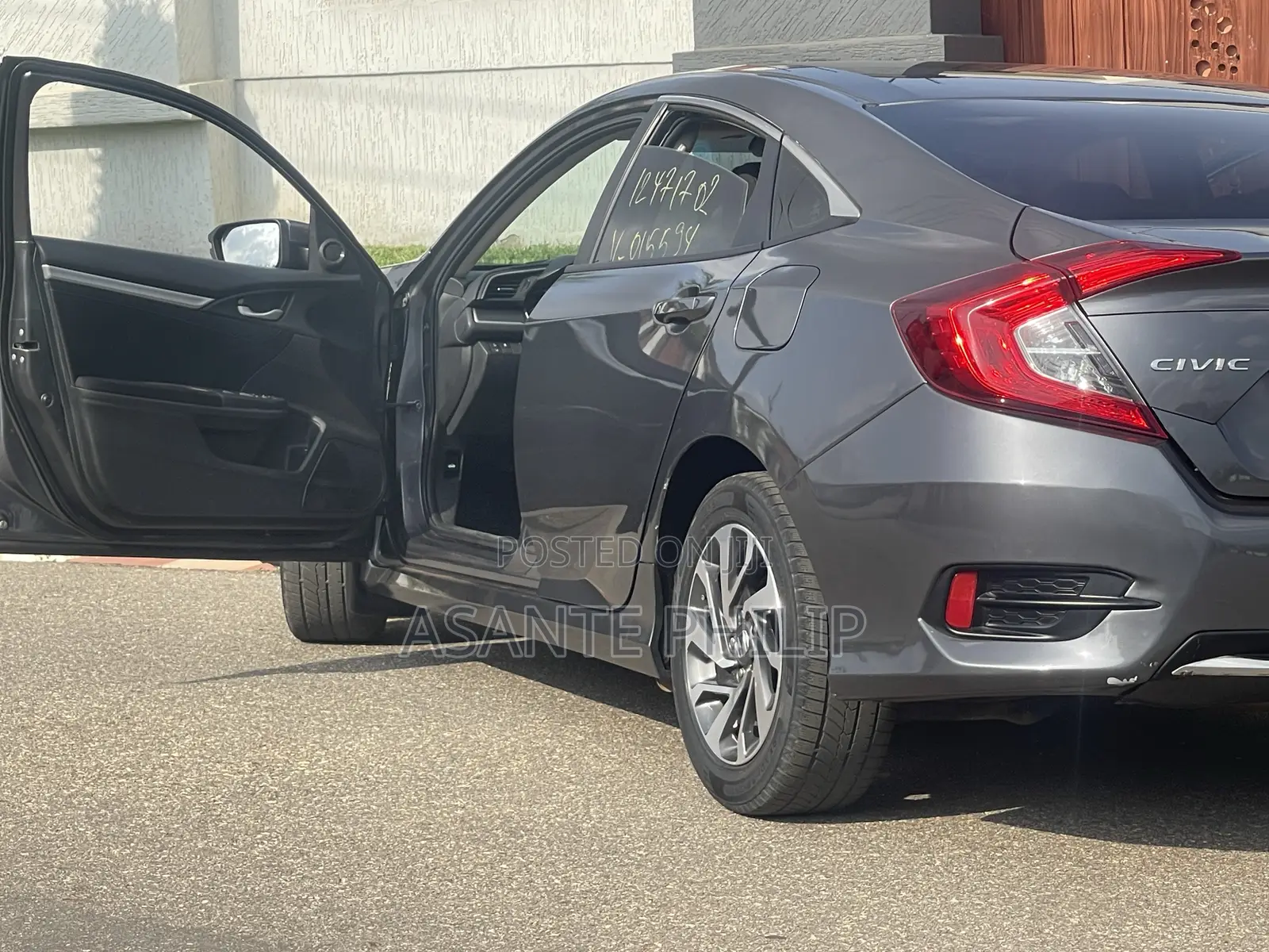 Honda Civic EX-L Sedan 2019 Gray