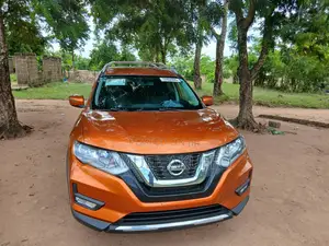 Nissan Rogue SV FWD 2020 Orange