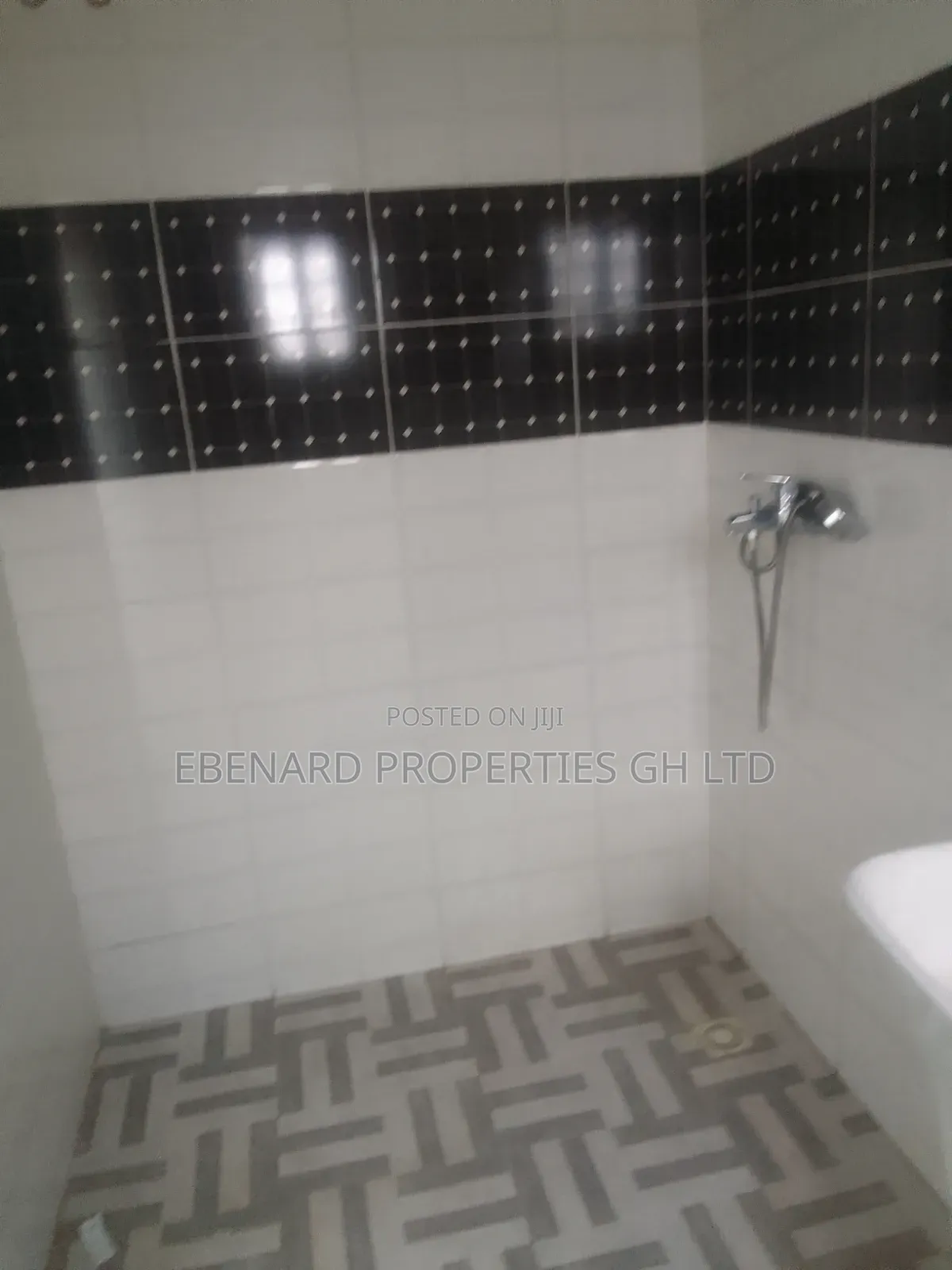 2bdrm Apartment in Ebenard Properties, Baatsona Total for rent