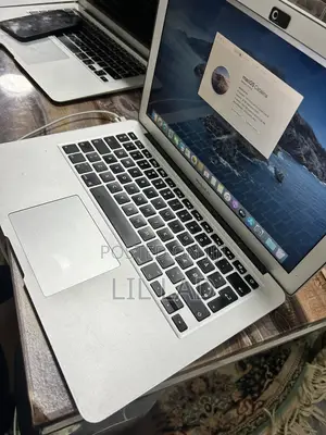 New Laptop Apple MacBook Pro 2017 4GB Intel Core i5 HDD+SSD 128GB