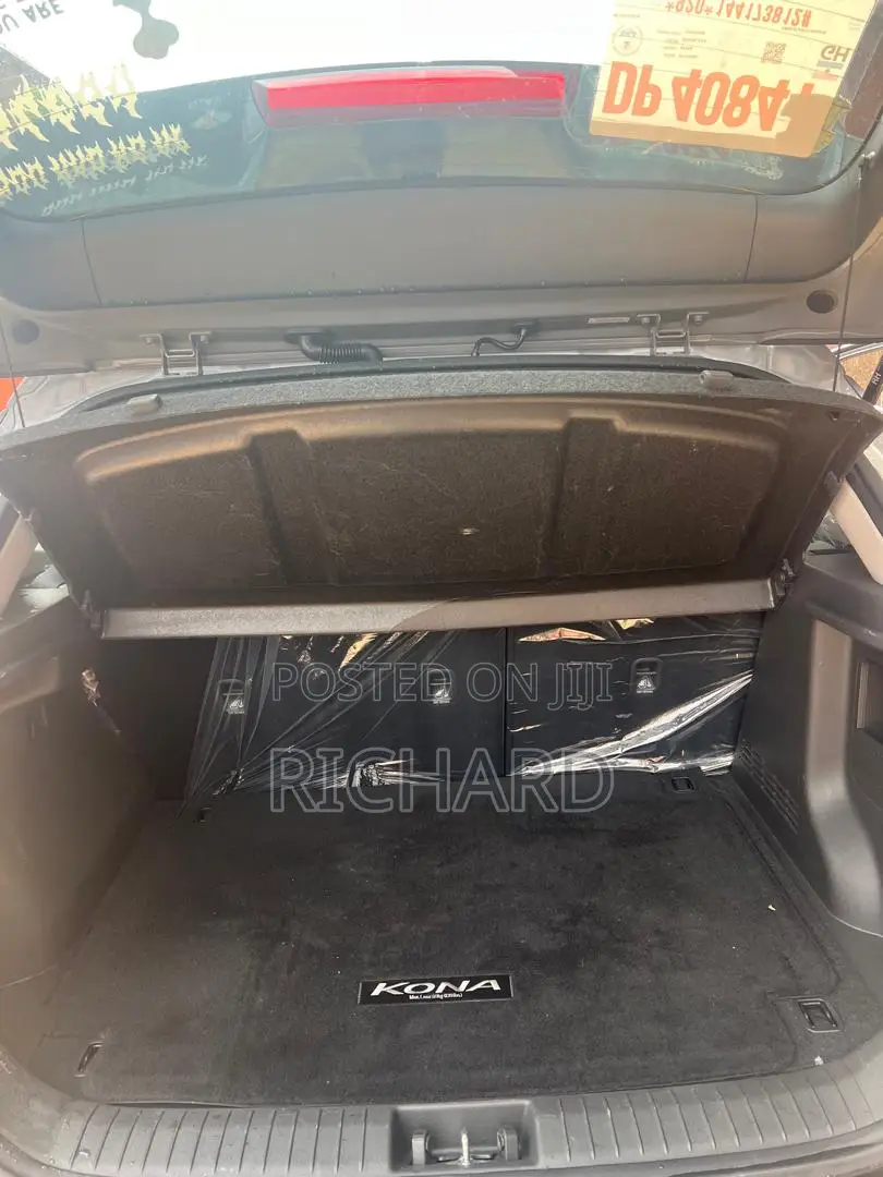 Hyundai Kona SEL 2023 Gray