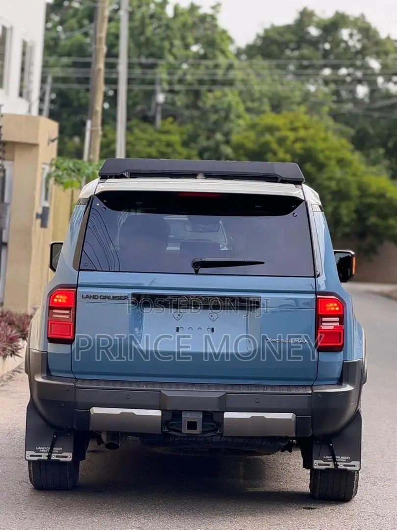 Toyota Land Cruiser Prado 2025 Blue