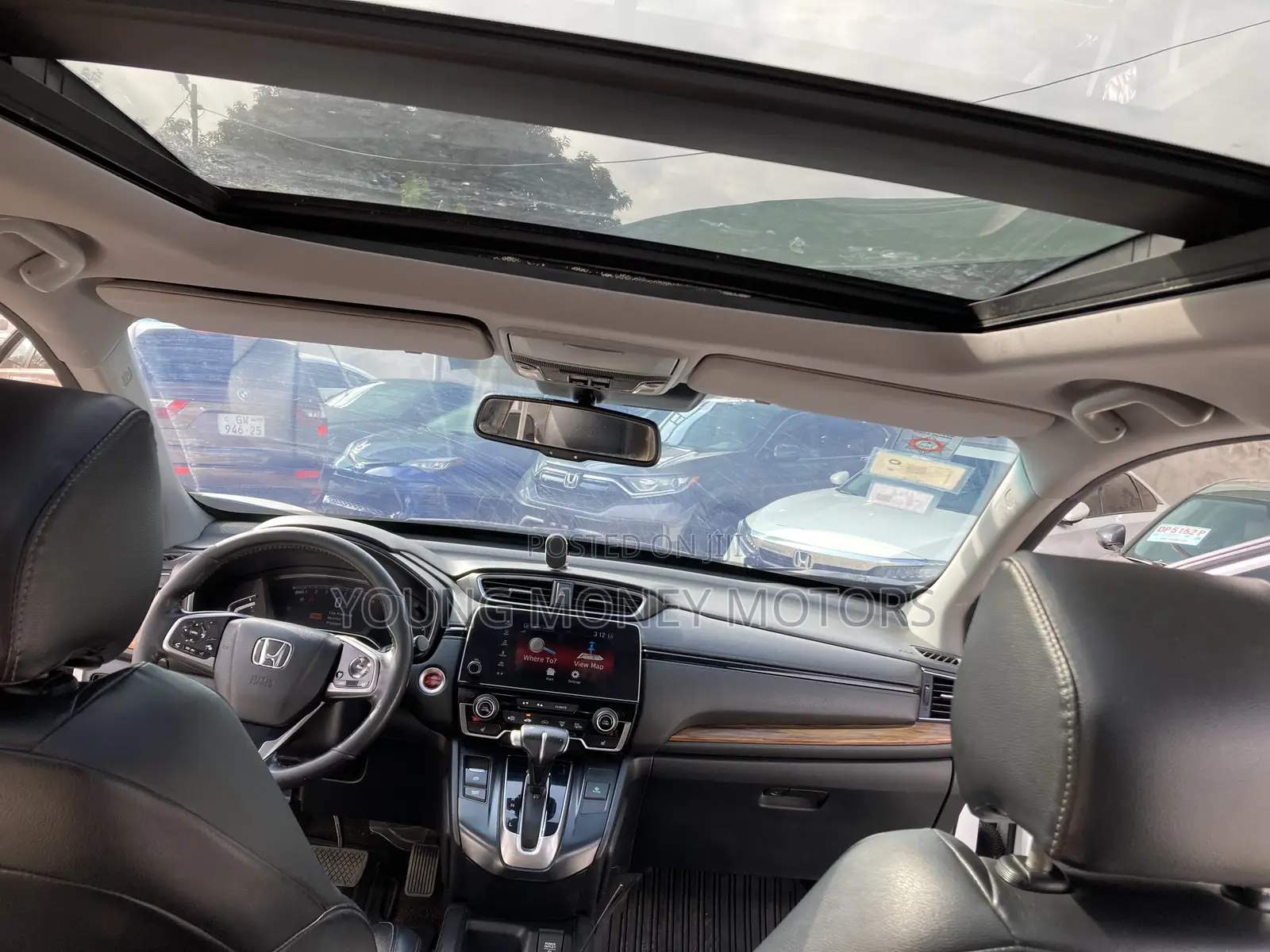 Honda CR-V Touring AWD 2019 White