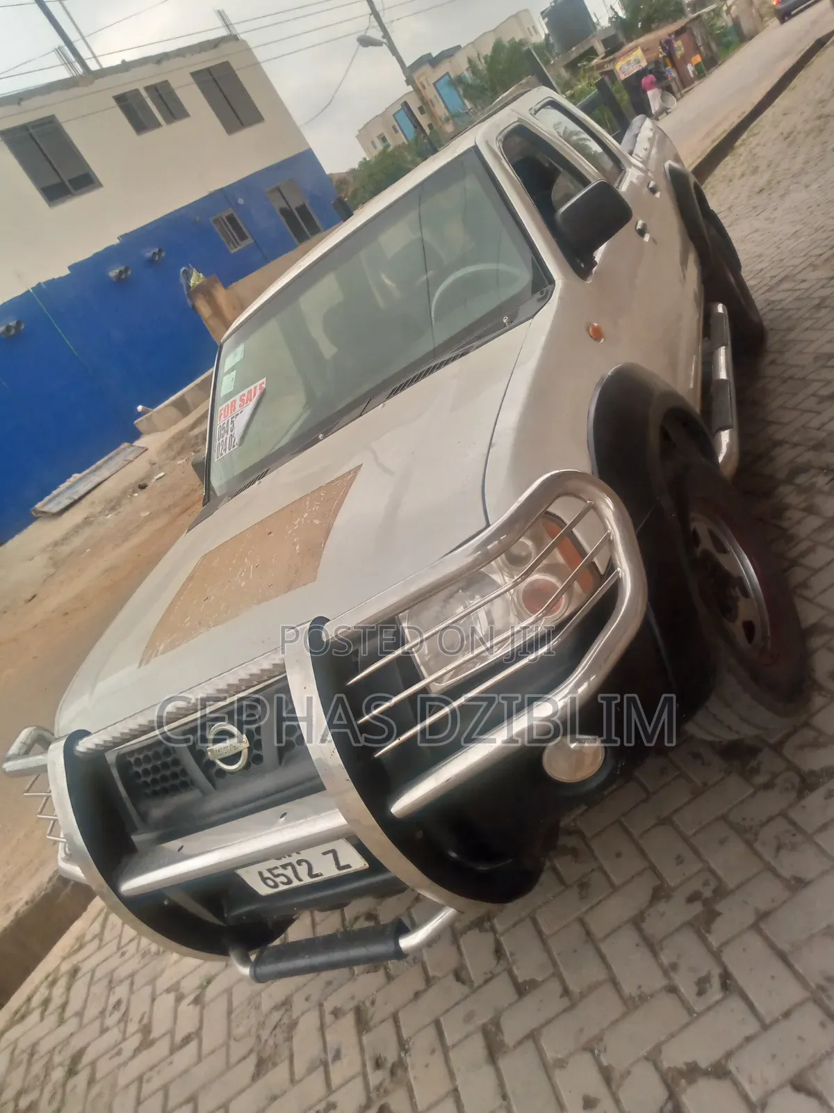 Nissan Hardbody 2008 White