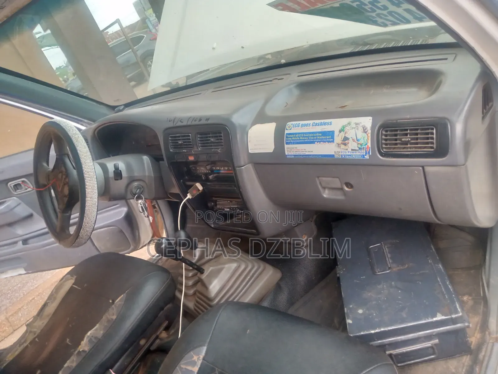Nissan Hardbody 2008 White