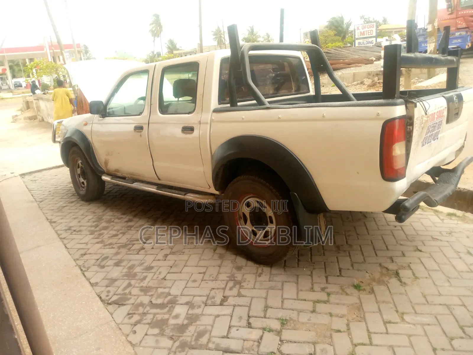 Nissan Hardbody 2008 White