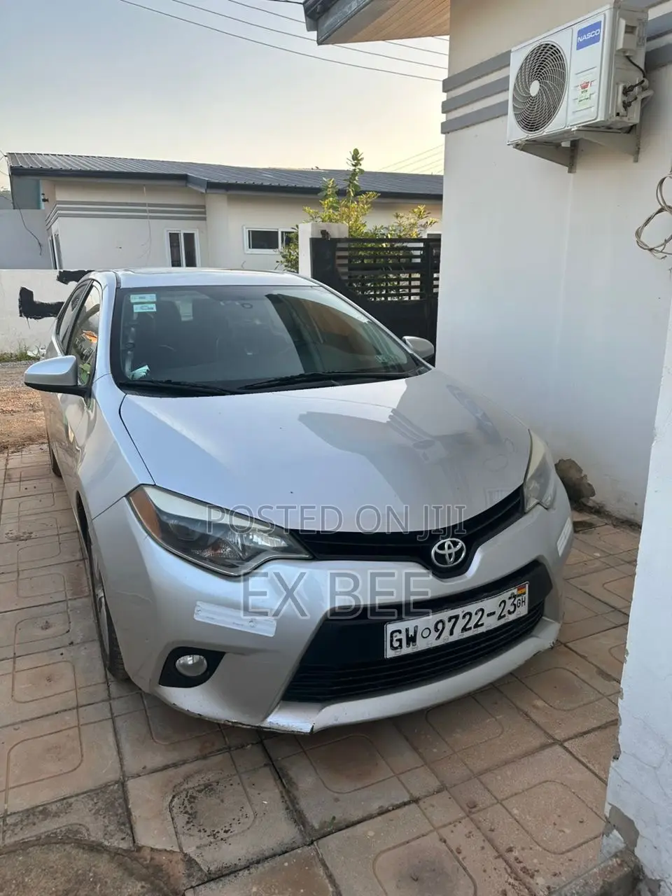 Toyota Corolla LE 4dr Sedan (1.8L 4cyl CVT) 2014 Silver