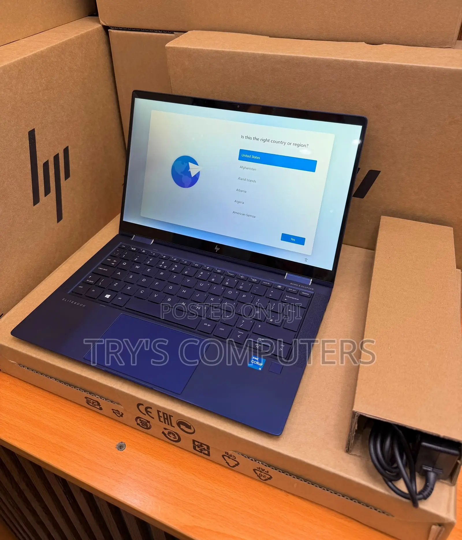 New HP Elite Dragonfly x360 11th Gen 16GB Intel Core i5 SSD 512GB