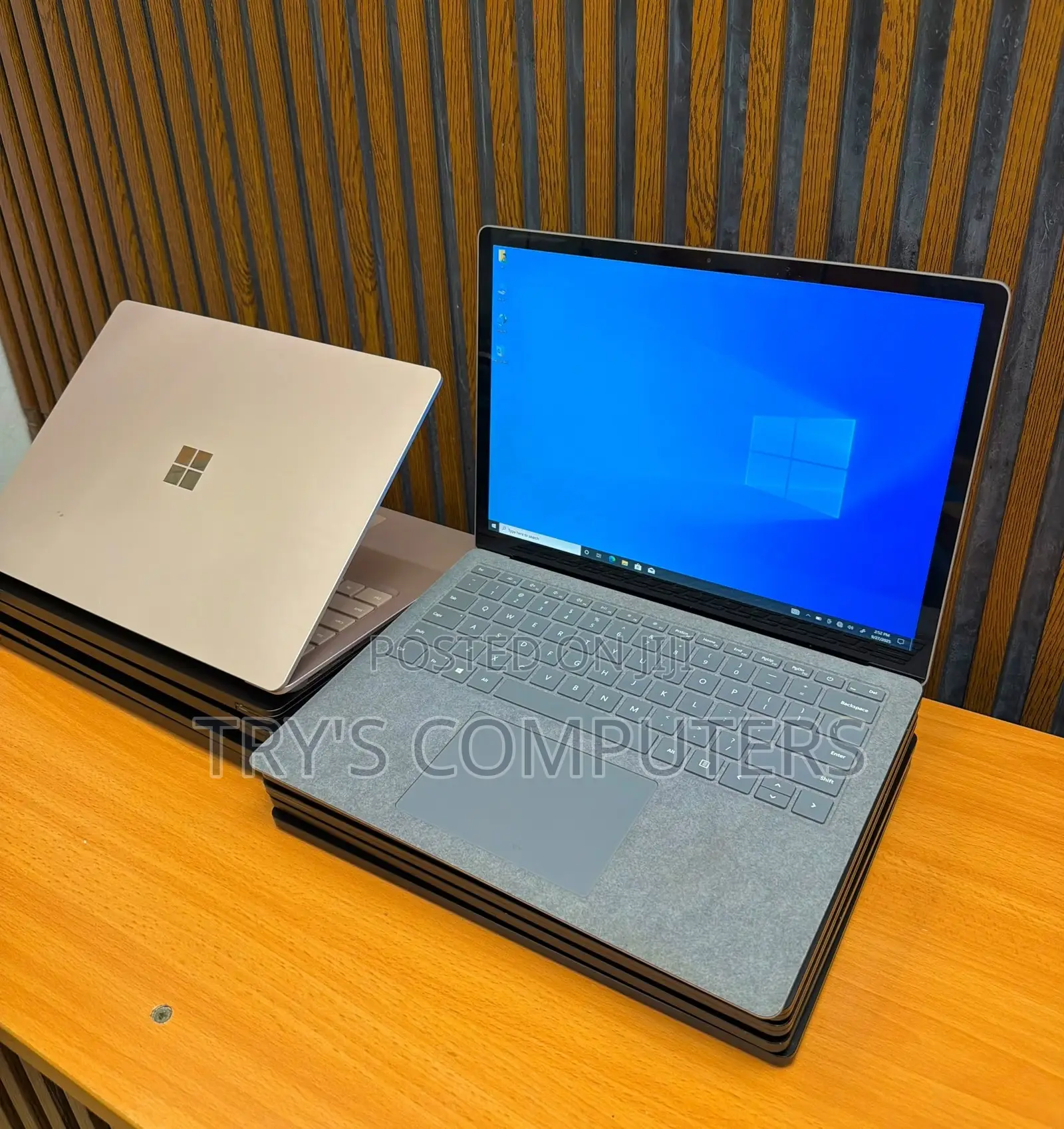 New Laptop Microsoft Surface Laptop 3 8GB Intel Core i5 SSD 256GB