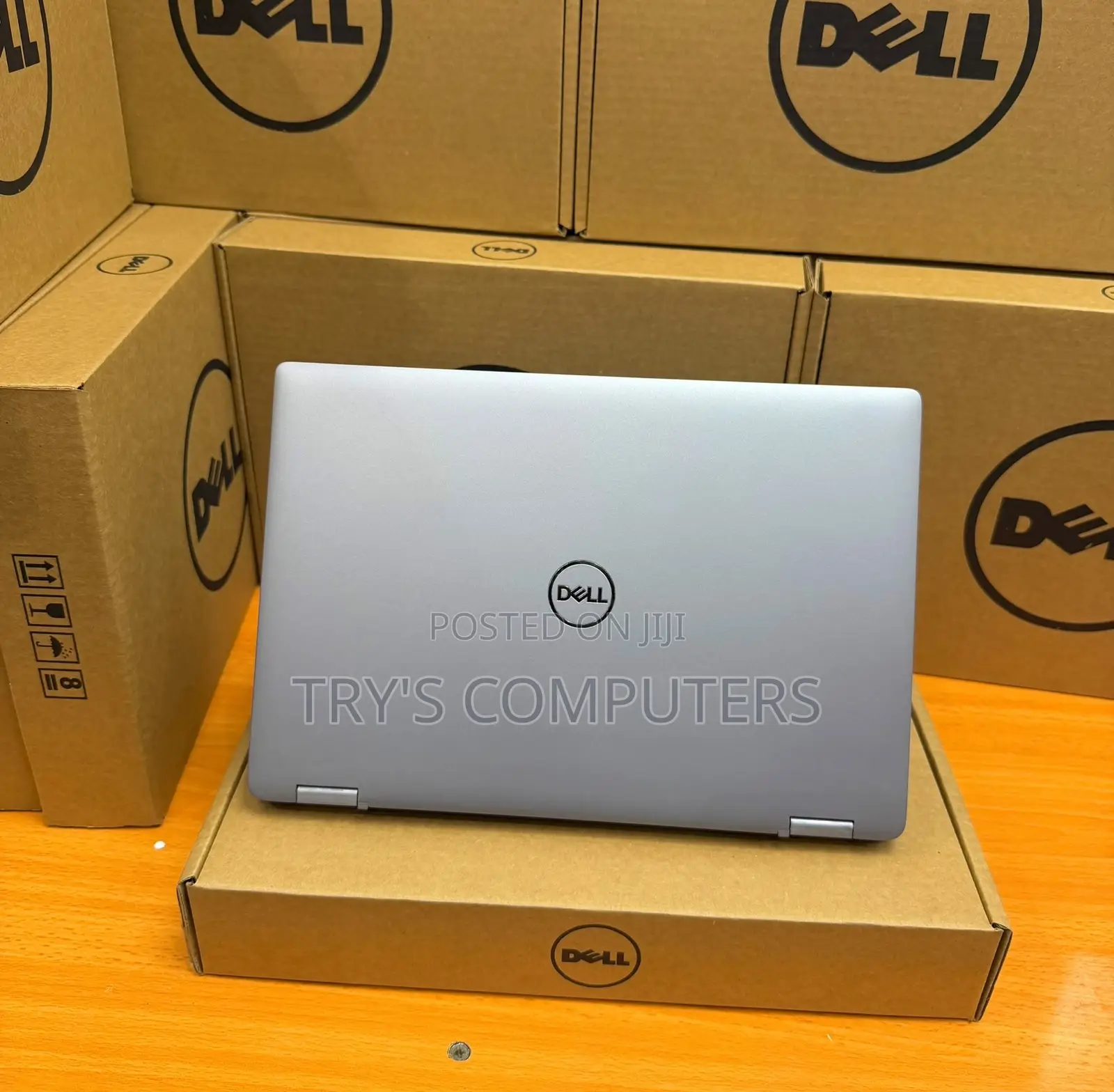 New Laptop Dell Latitude 5320 2-in-1 32GB Intel Core i7 SSD 512GB