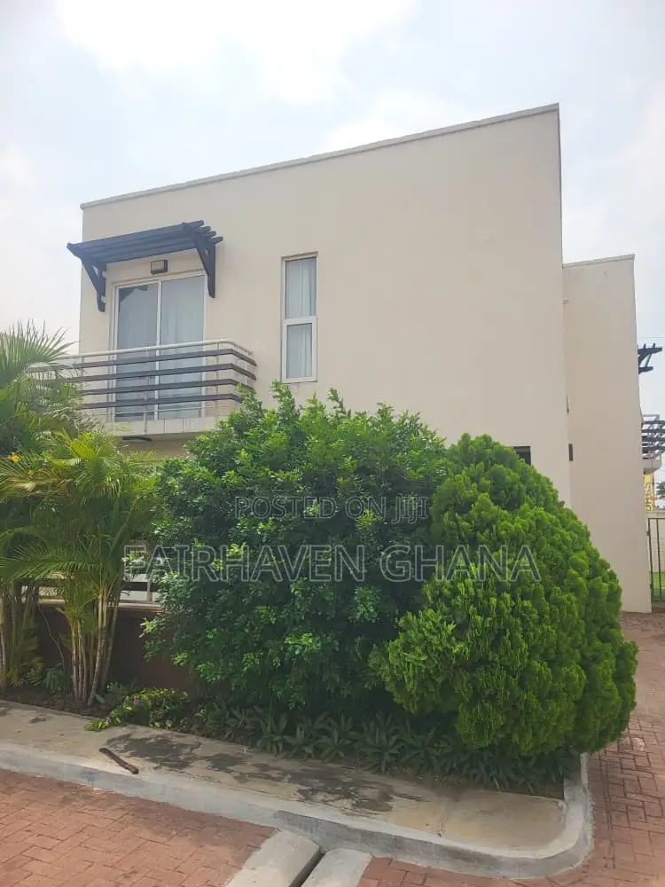 4bdrm Townhouse / Terrace in Fairhaven Properties, Teshie for rent