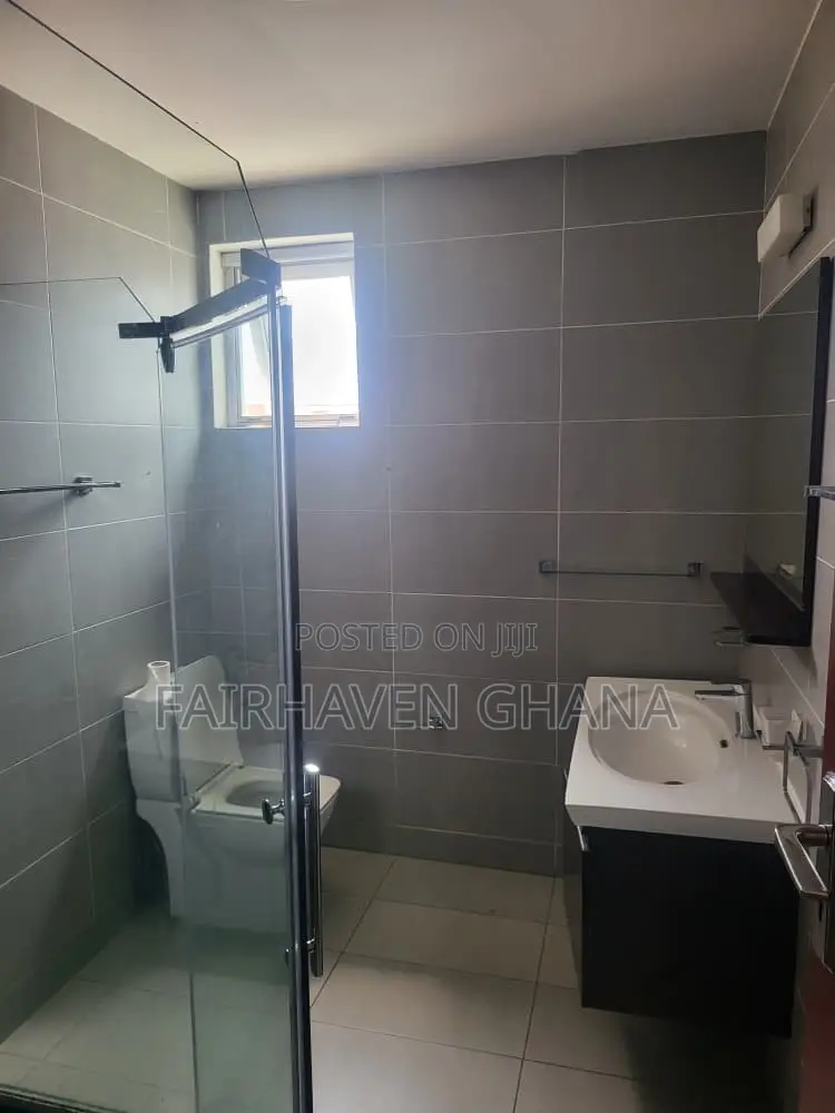 4bdrm Townhouse / Terrace in Fairhaven Properties, Teshie for rent