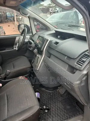 Toyota Voxy 2013 Black