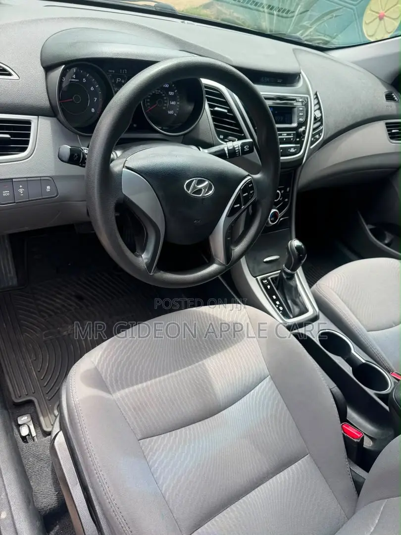 Hyundai Elantra SE Sedan FWD (1.8L 4cyl 6M) 2016 Blue