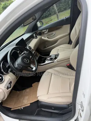 Mercedes-Benz C300 Luxury 4Matic Sedan AWD (2.0L 4cyl 7A) 2016 White